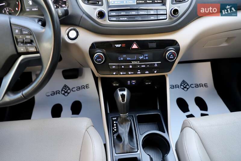 Позашляховик / Кросовер Hyundai Tucson 2016 в Дрогобичі