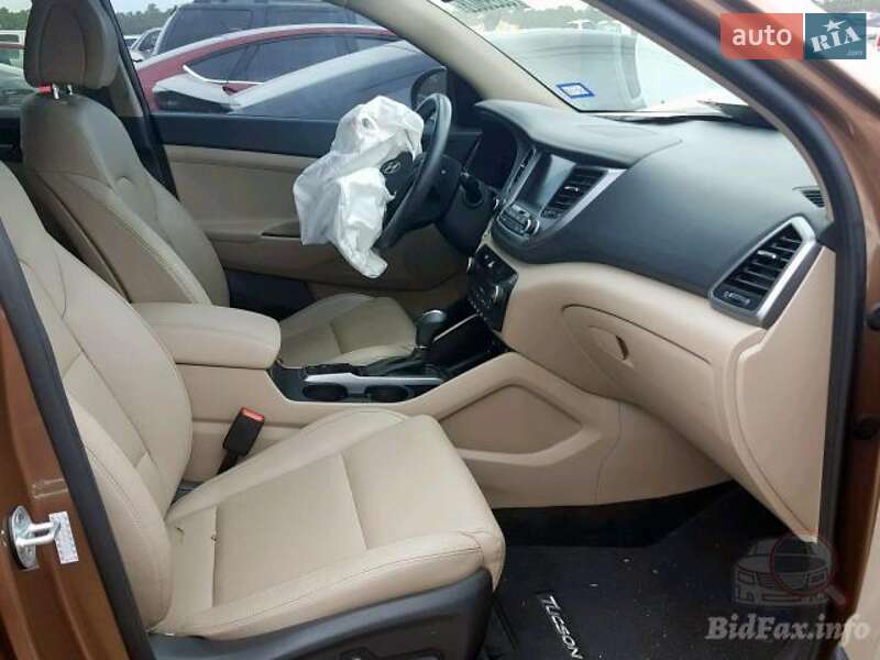 Позашляховик / Кросовер Hyundai Tucson 2016 в Дрогобичі