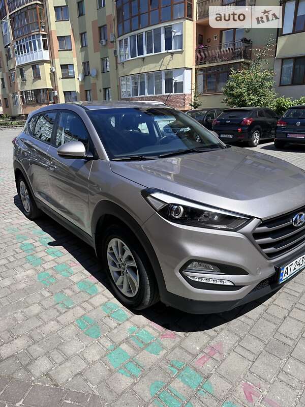 Позашляховик / Кросовер Hyundai Tucson 2017 в Івано-Франківську