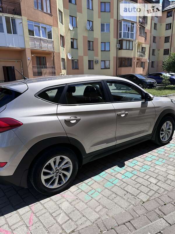 Позашляховик / Кросовер Hyundai Tucson 2017 в Івано-Франківську
