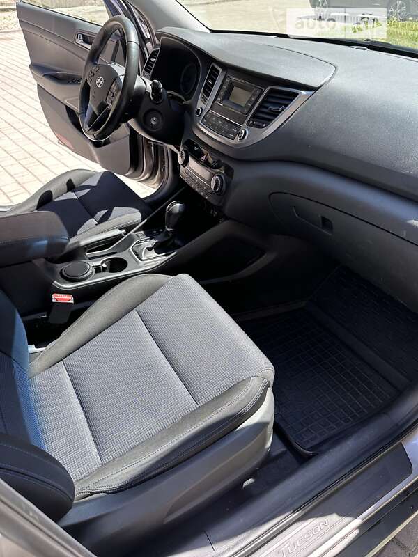 Позашляховик / Кросовер Hyundai Tucson 2017 в Івано-Франківську