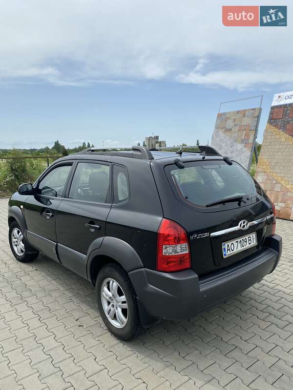 Позашляховик / Кросовер Hyundai Tucson 2008 в Виноградові