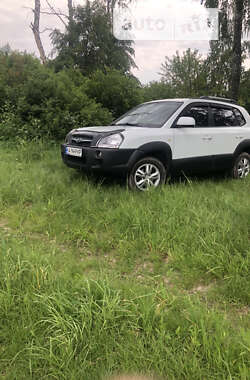 Позашляховик / Кросовер Hyundai Tucson 2011 в Києві