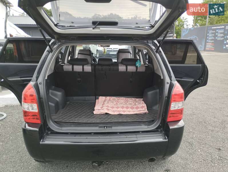 Внедорожник / Кроссовер Hyundai Tucson 2007 в Житомире