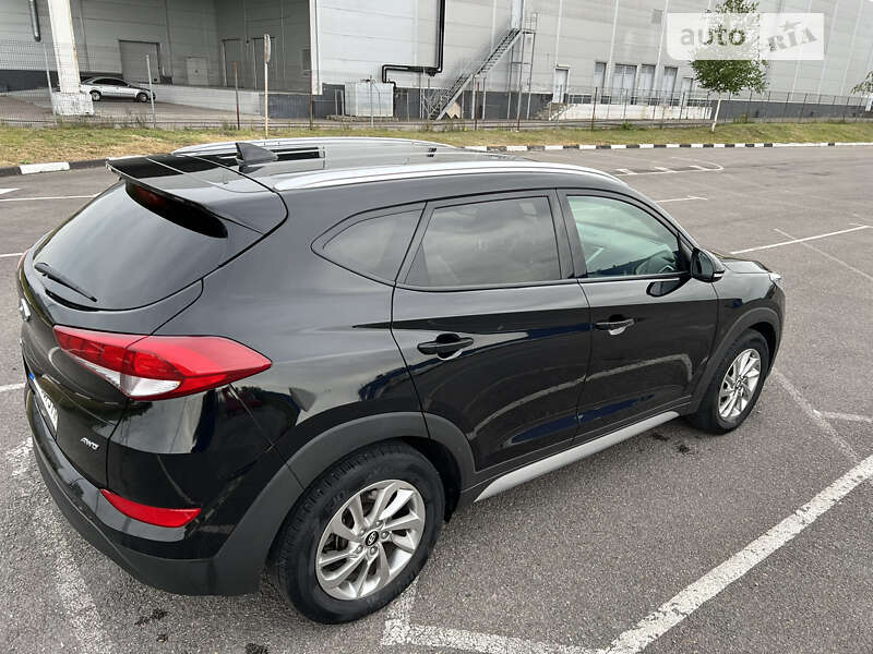 Внедорожник / Кроссовер Hyundai Tucson 2017 в Ровно