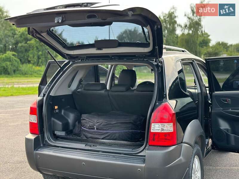 Внедорожник / Кроссовер Hyundai Tucson 2008 в Львове