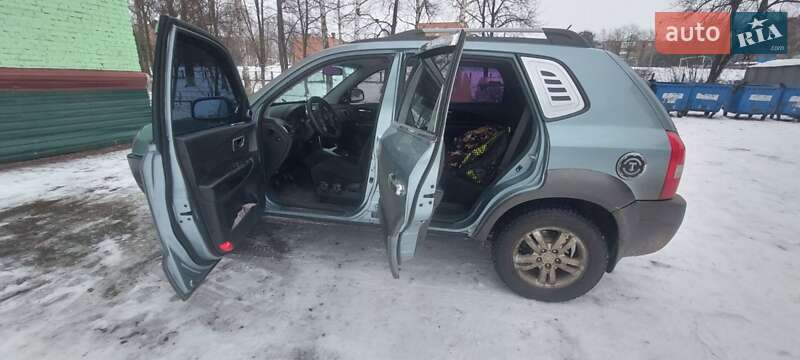 Позашляховик / Кросовер Hyundai Tucson 2008 в Сумах