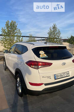 Внедорожник / Кроссовер Hyundai Tucson 2016 в Измаиле