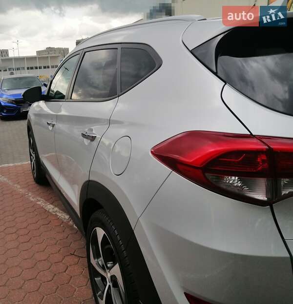 Позашляховик / Кросовер Hyundai Tucson 2015 в Тернополі