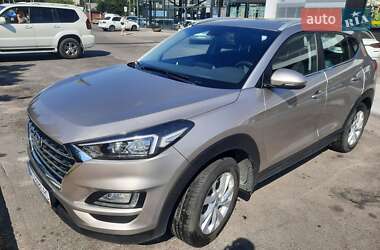 Внедорожник / Кроссовер Hyundai Tucson 2019 в 