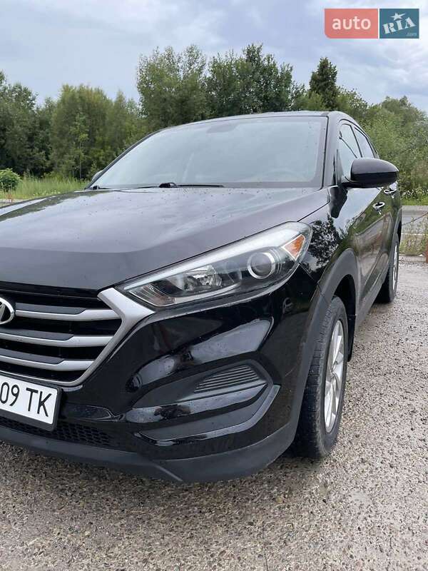 Позашляховик / Кросовер Hyundai Tucson 2016 в Львові