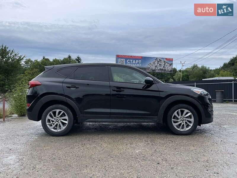 Позашляховик / Кросовер Hyundai Tucson 2016 в Львові