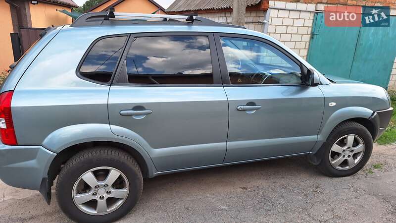 Позашляховик / Кросовер Hyundai Tucson 2007 в Немирові