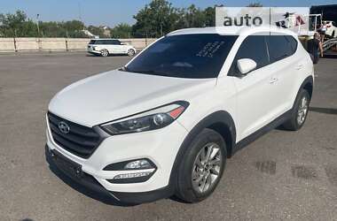 Позашляховик / Кросовер Hyundai Tucson 2015 в Тульчині