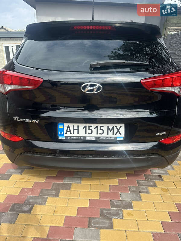 Позашляховик / Кросовер Hyundai Tucson 2017 в Добропіллі