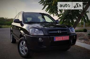 Позашляховик / Кросовер Hyundai Tucson 2006 в Кременчуці