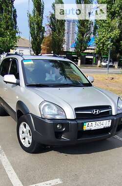 Внедорожник / Кроссовер Hyundai Tucson 2009 в Киеве