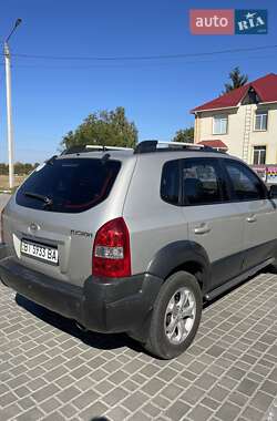 Внедорожник / Кроссовер Hyundai Tucson 2008 в 