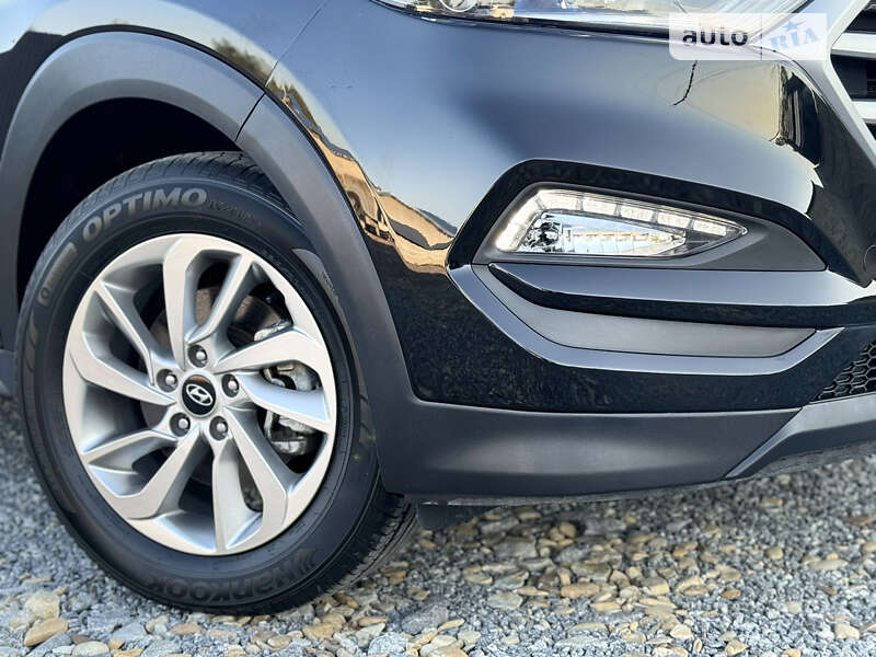 Позашляховик / Кросовер Hyundai Tucson 2016 в Самборі