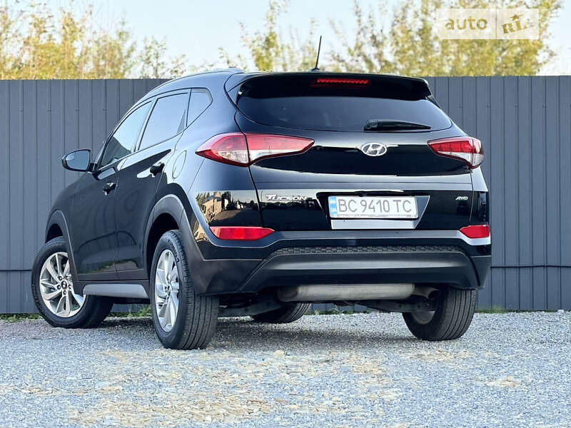 Позашляховик / Кросовер Hyundai Tucson 2016 в Самборі