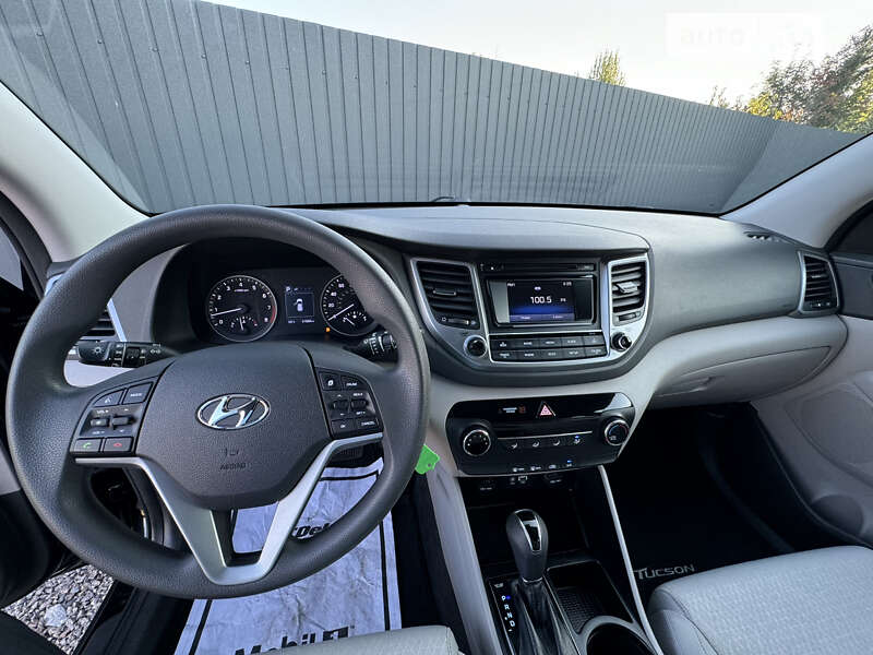 Позашляховик / Кросовер Hyundai Tucson 2016 в Самборі