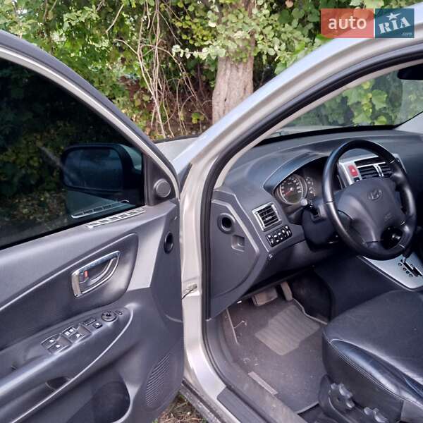 Внедорожник / Кроссовер Hyundai Tucson 2008 в Краснограде