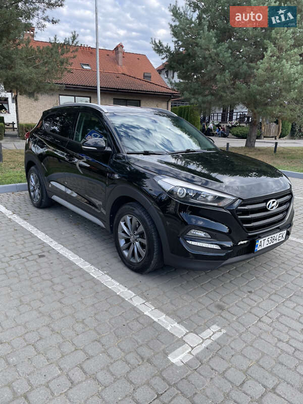 Позашляховик / Кросовер Hyundai Tucson 2017 в Івано-Франківську