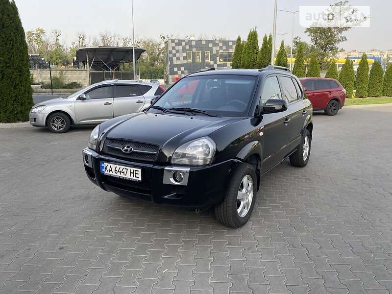 Внедорожник / Кроссовер Hyundai Tucson 2006 в Корсуне-Шевченковском