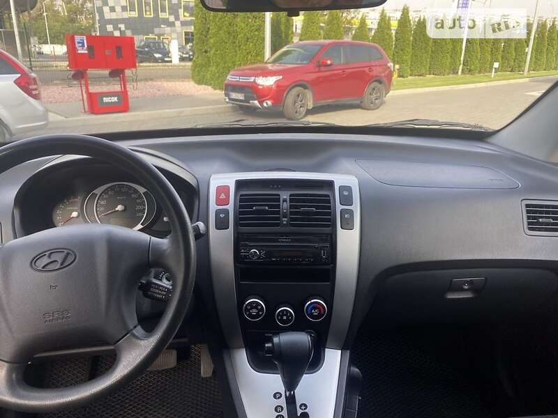 Внедорожник / Кроссовер Hyundai Tucson 2006 в Корсуне-Шевченковском