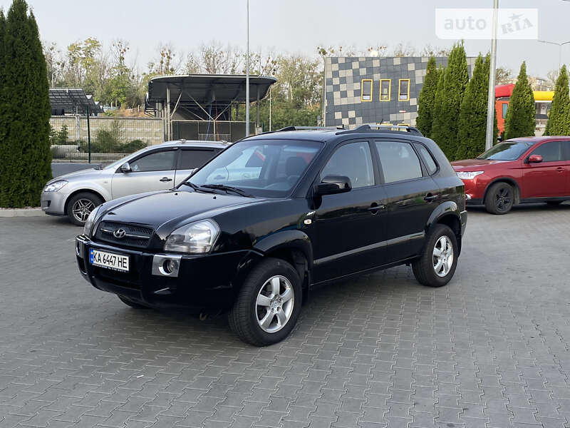 Внедорожник / Кроссовер Hyundai Tucson 2006 в Корсуне-Шевченковском