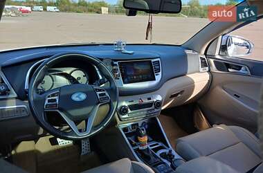 Внедорожник / Кроссовер Hyundai Tucson 2016 в Ужгороде