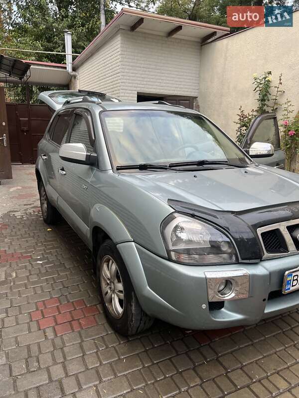 Позашляховик / Кросовер Hyundai Tucson 2006 в Одесі