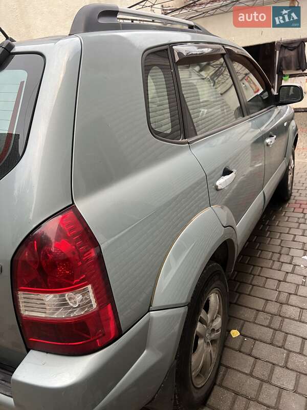 Позашляховик / Кросовер Hyundai Tucson 2006 в Одесі