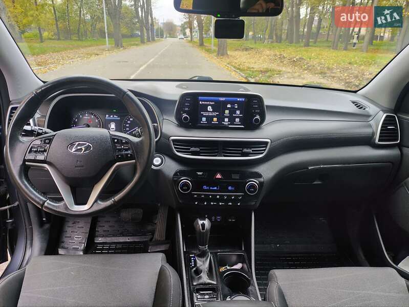 Позашляховик / Кросовер Hyundai Tucson 2018 в Чернівцях