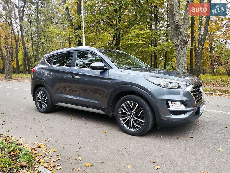 Позашляховик / Кросовер Hyundai Tucson 2018 в Чернівцях
