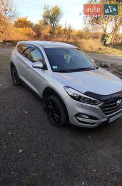 Внедорожник / Кроссовер Hyundai Tucson 2017 в Кривом Роге