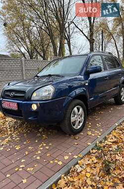 Внедорожник / Кроссовер Hyundai Tucson 2007 в Хороле