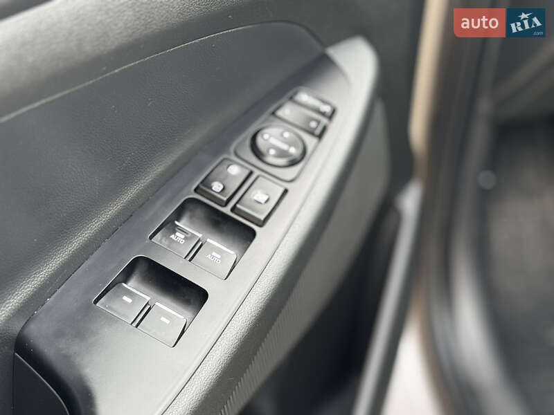 Внедорожник / Кроссовер Hyundai Tucson 2020 в Вольногорске