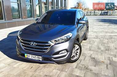 Внедорожник / Кроссовер Hyundai Tucson 2016 в Староконстантинове