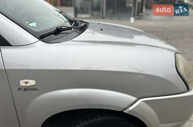 Внедорожник / Кроссовер Hyundai Tucson 2005 в 
