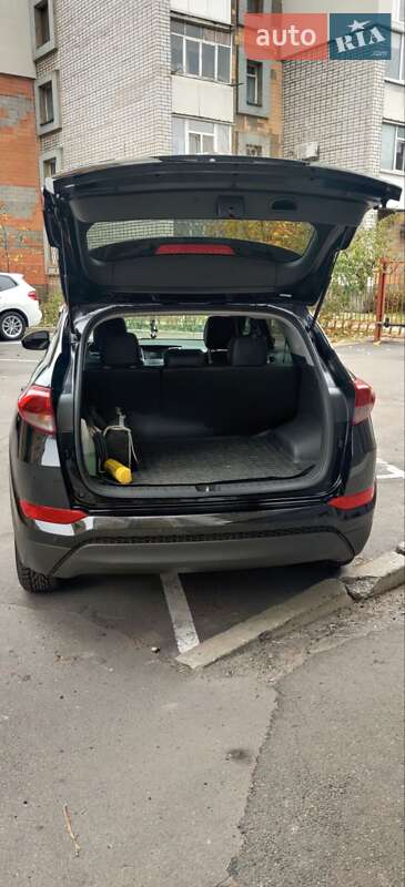 Внедорожник / Кроссовер Hyundai Tucson 2015 в Кременчуге
