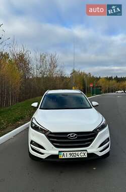 Позашляховик / Кросовер Hyundai Tucson 2016 в Глевасі