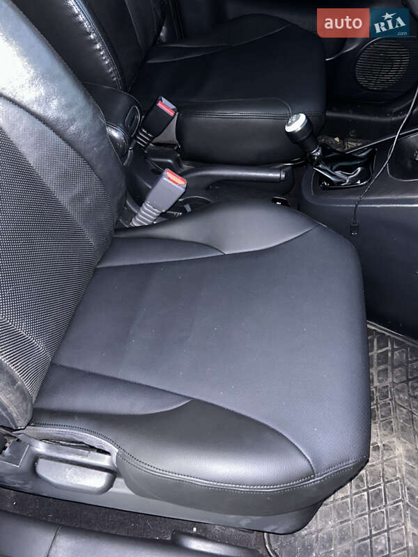 Внедорожник / Кроссовер Hyundai Tucson 2005 в Ровно