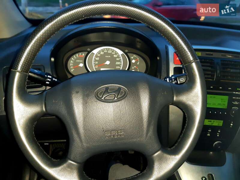 Внедорожник / Кроссовер Hyundai Tucson 2011 в Кельменцах