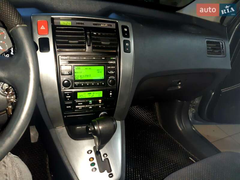 Внедорожник / Кроссовер Hyundai Tucson 2011 в Кельменцах