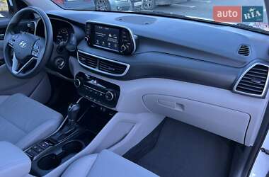 Внедорожник / Кроссовер Hyundai Tucson 2019 в 