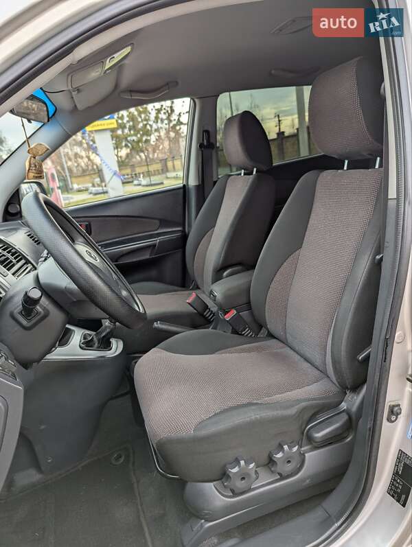 Позашляховик / Кросовер Hyundai Tucson 2006 в Дубні