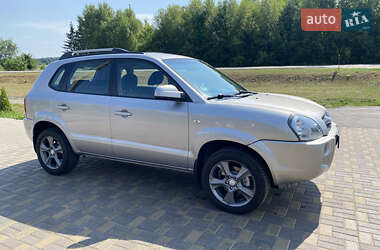 Позашляховик / Кросовер Hyundai Tucson 2009 в Полтаві