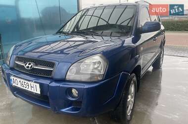 Позашляховик / Кросовер Hyundai Tucson 2004 в Хусті