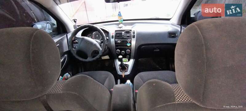 Позашляховик / Кросовер Hyundai Tucson 2009 в Глобиному